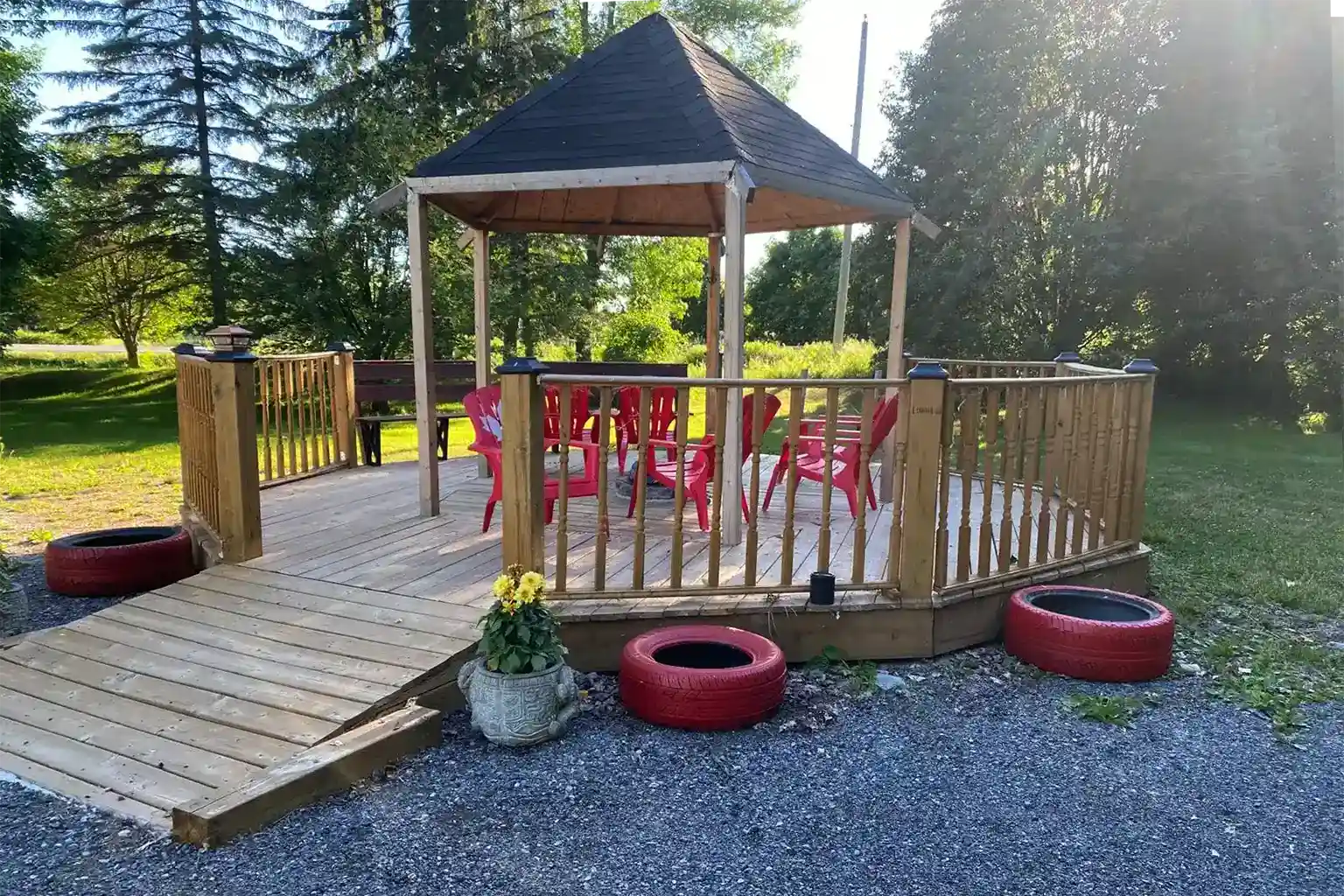 Comfortable living area at Mara Place Residence in Beaverton Ontario